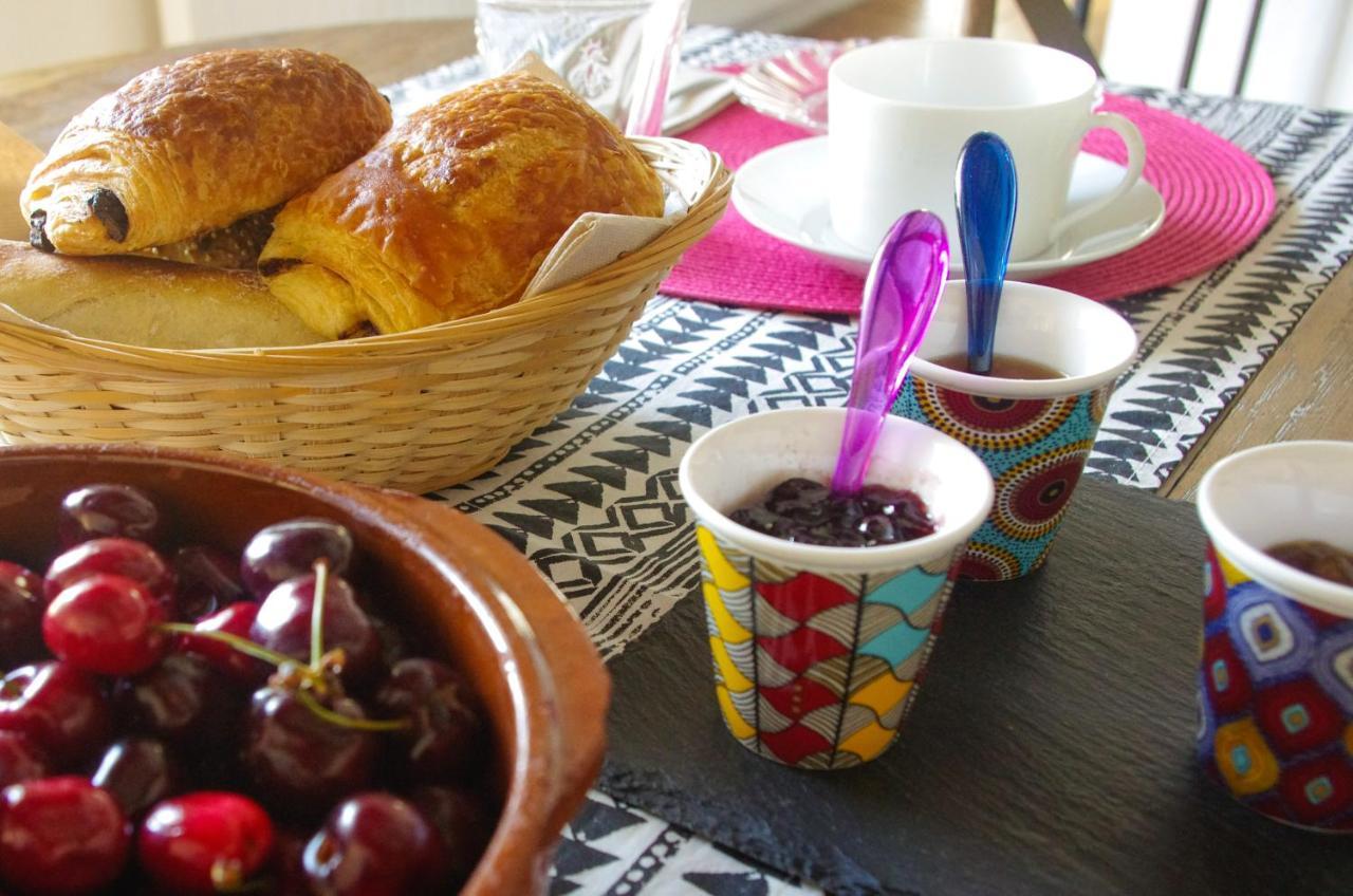 Dompierre-sur-Mer Logis Saint Leonard B&B 외부 사진