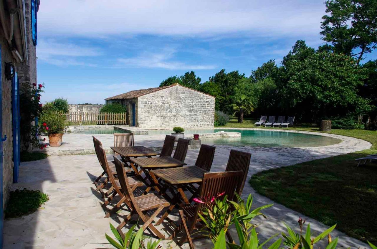 Dompierre-sur-Mer Logis Saint Leonard B&B 외부 사진