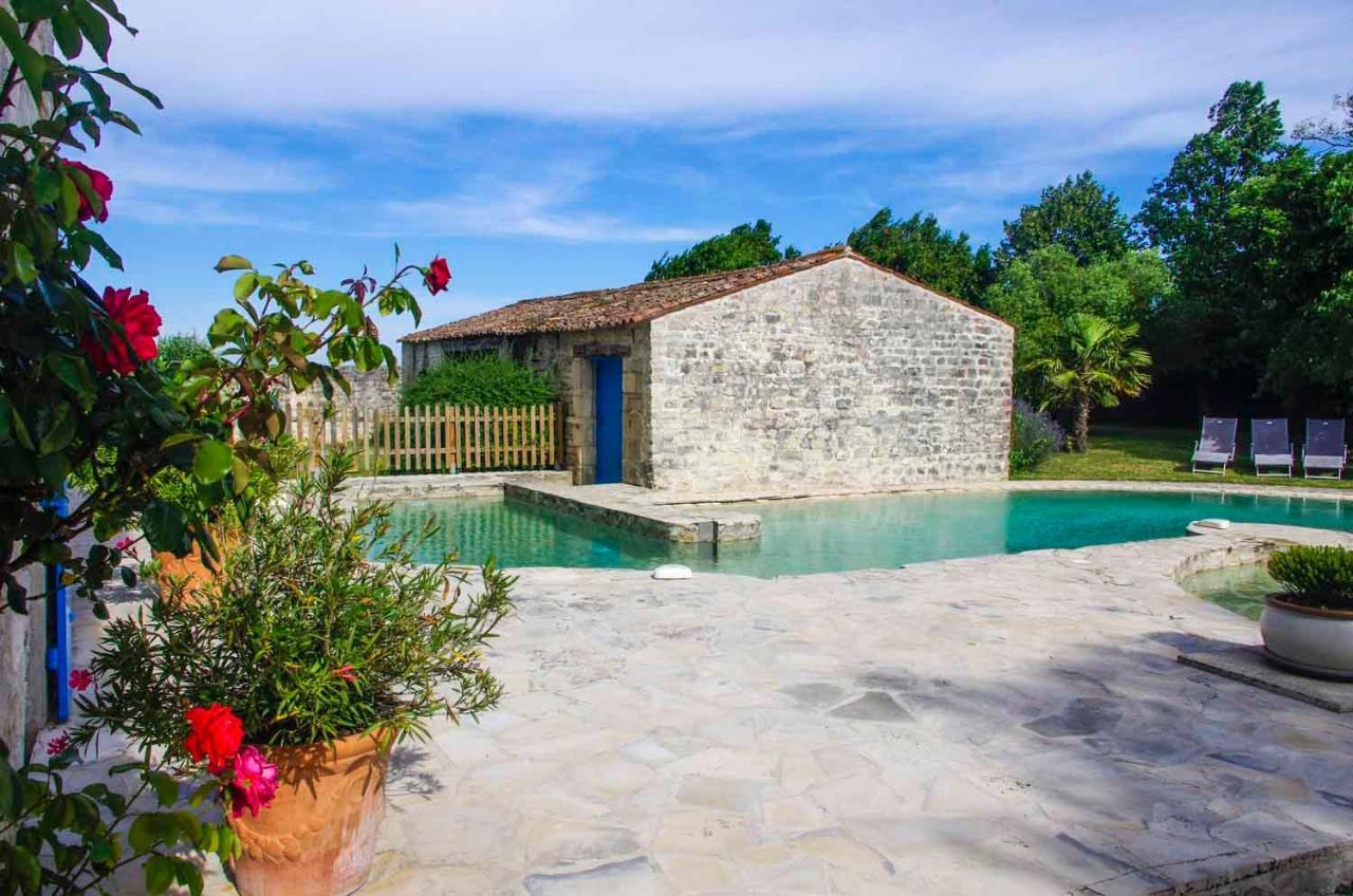 Dompierre-sur-Mer Logis Saint Leonard B&B 외부 사진