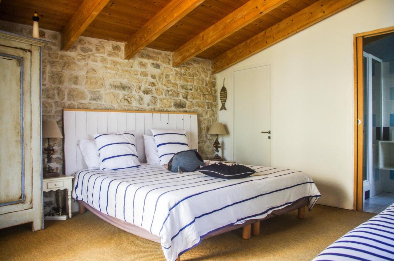 Dompierre-sur-Mer Logis Saint Leonard B&B 외부 사진